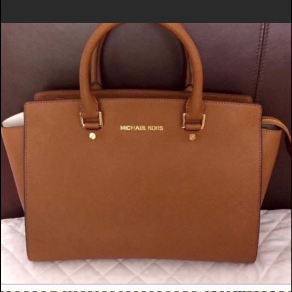 MIchael Kors Selma Purse